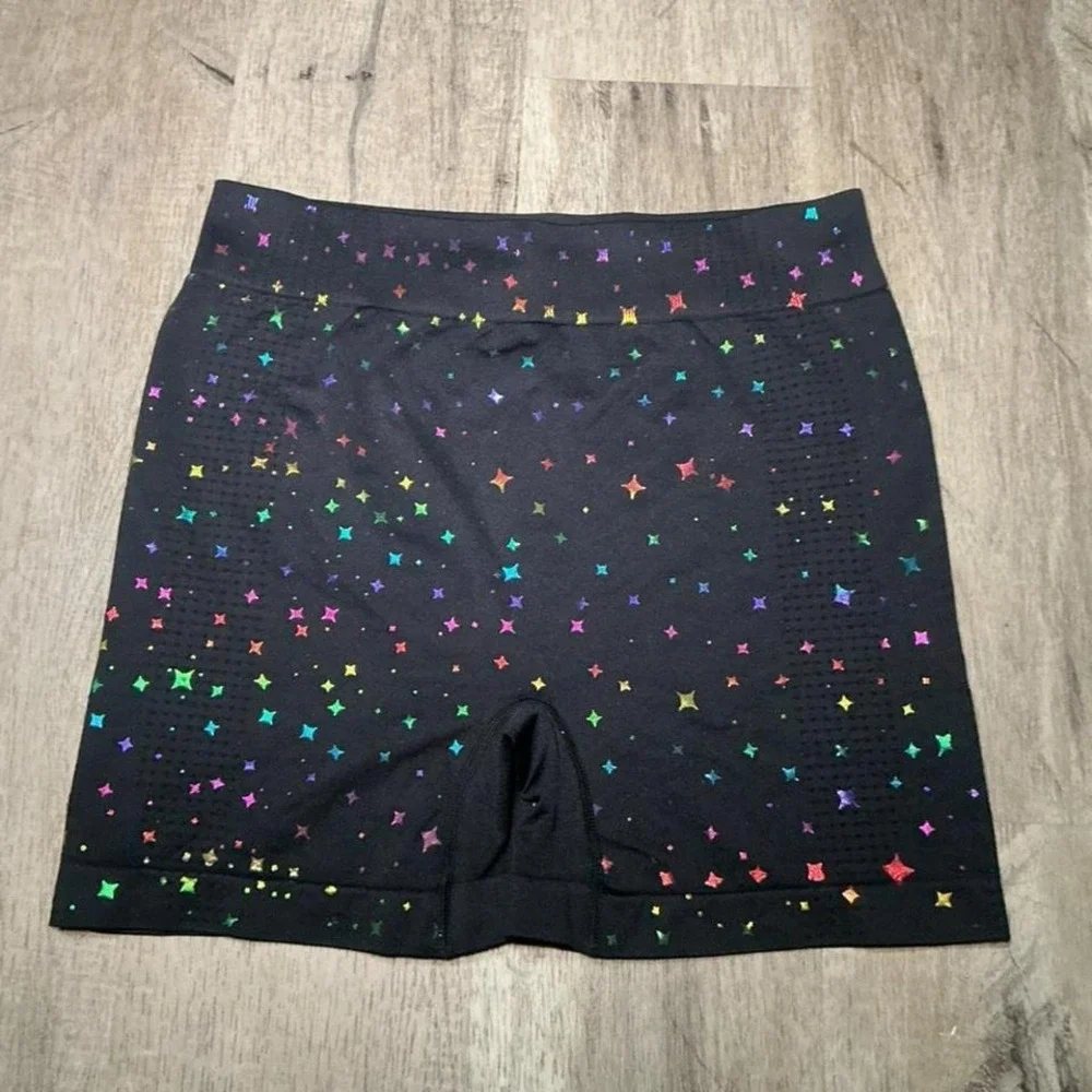 Black & multi-coloured star print bike shorts in a size L